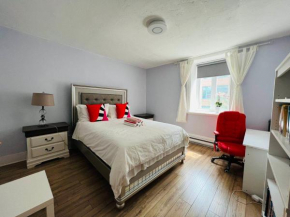 DOWNTOWN MTL OLD PORT 4BR 1freeparking